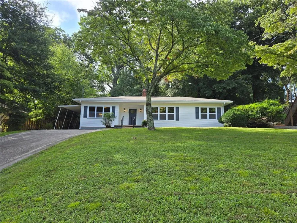 131 Mountain View Drive Gainesville, GA 30501