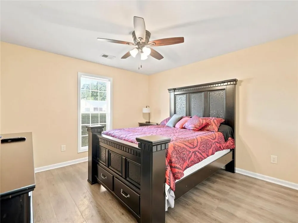 128 Brookstone Drive SW Calhoun, GA 30701
