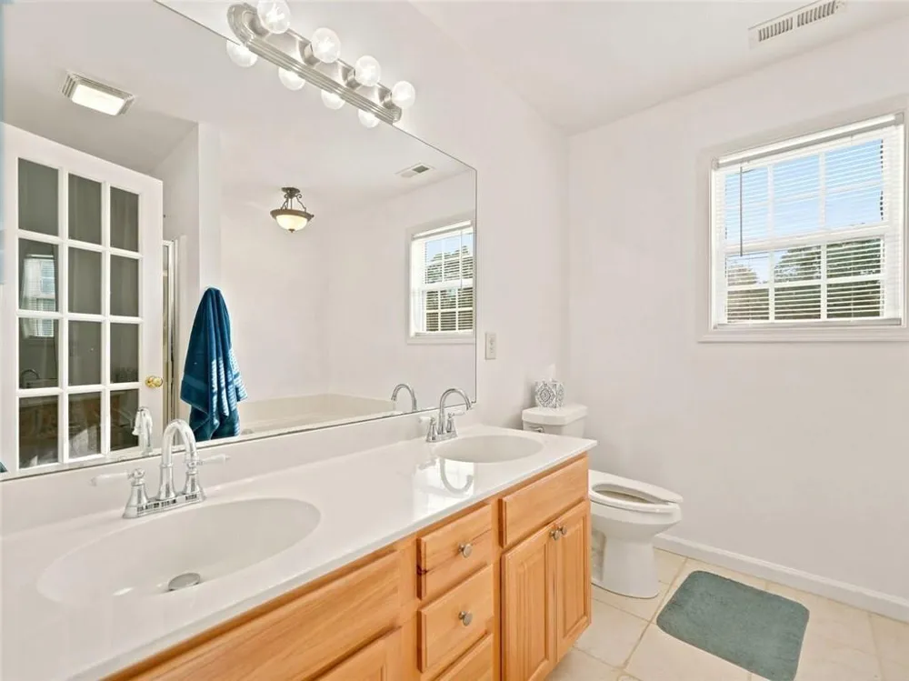 128 Brookstone Drive SW Calhoun, GA 30701