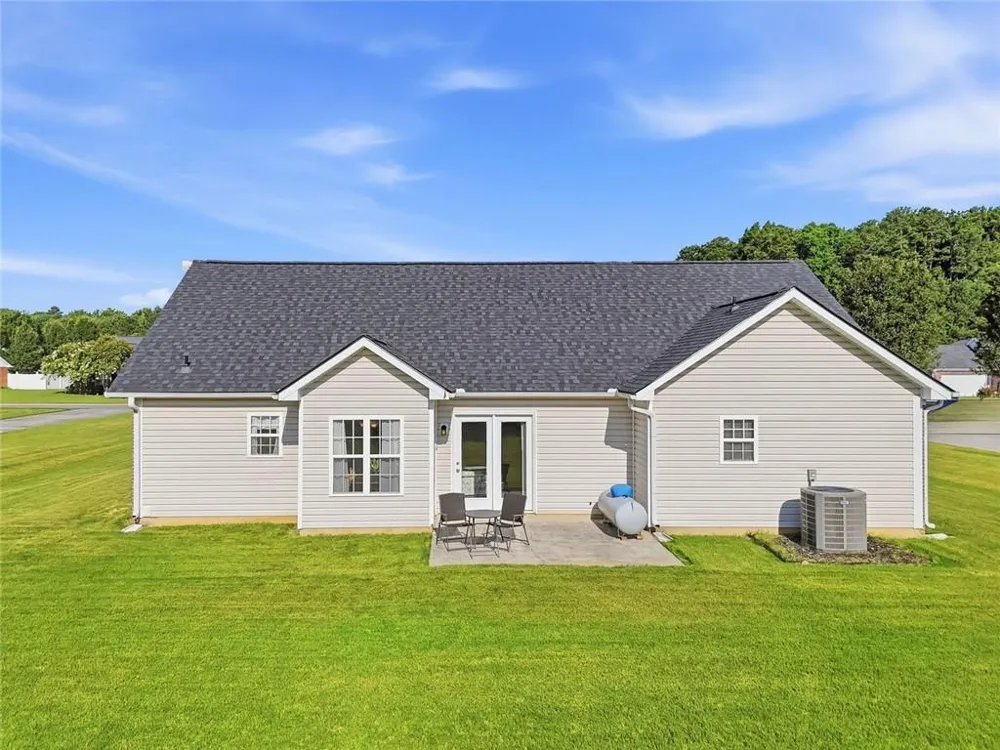 128 Brookstone Drive SW Calhoun, GA 30701