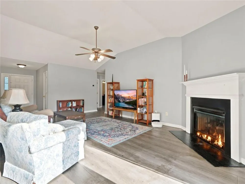128 Brookstone Drive SW Calhoun, GA 30701