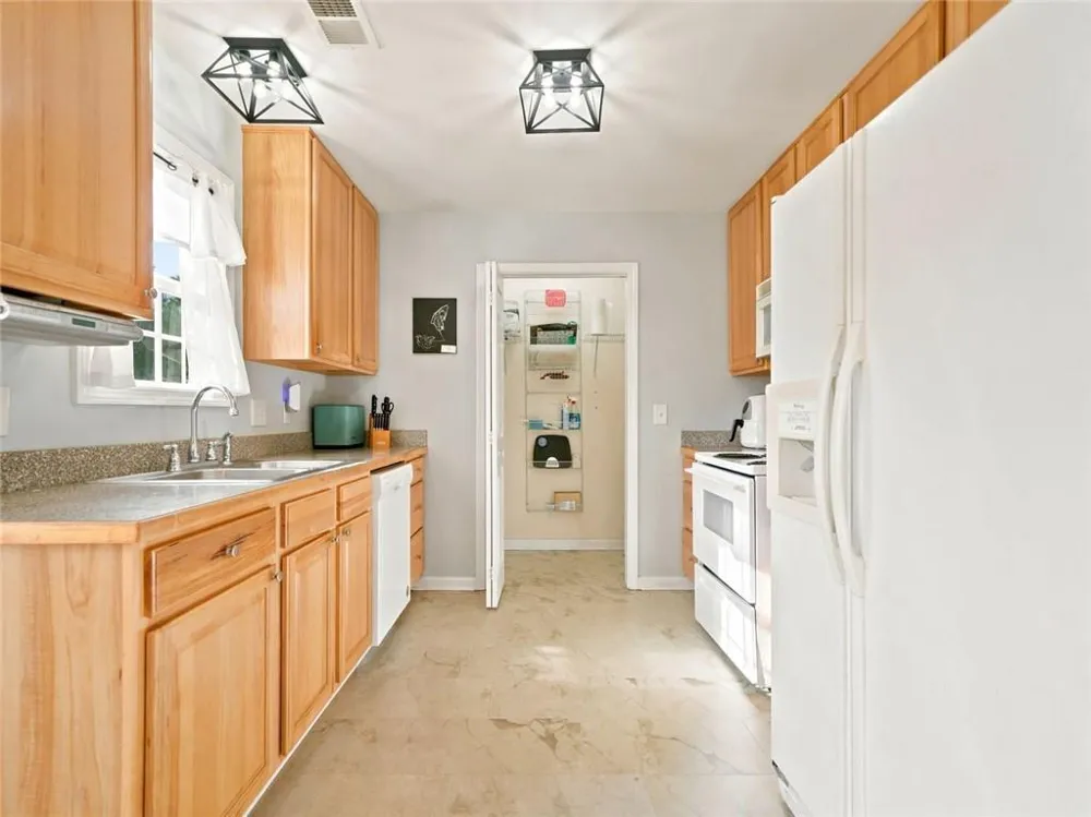 128 Brookstone Drive SW Calhoun, GA 30701