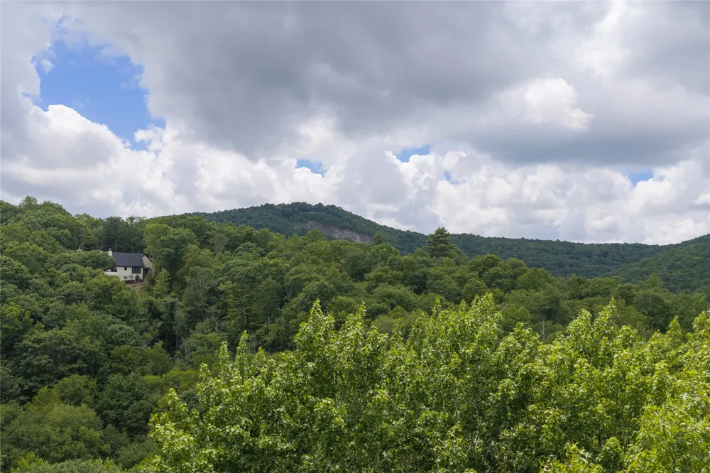 105 Crippled Oak Trail Glenville, NC 28736