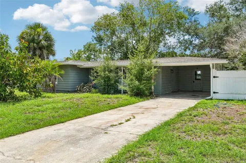 520 FAIRFAX LANE