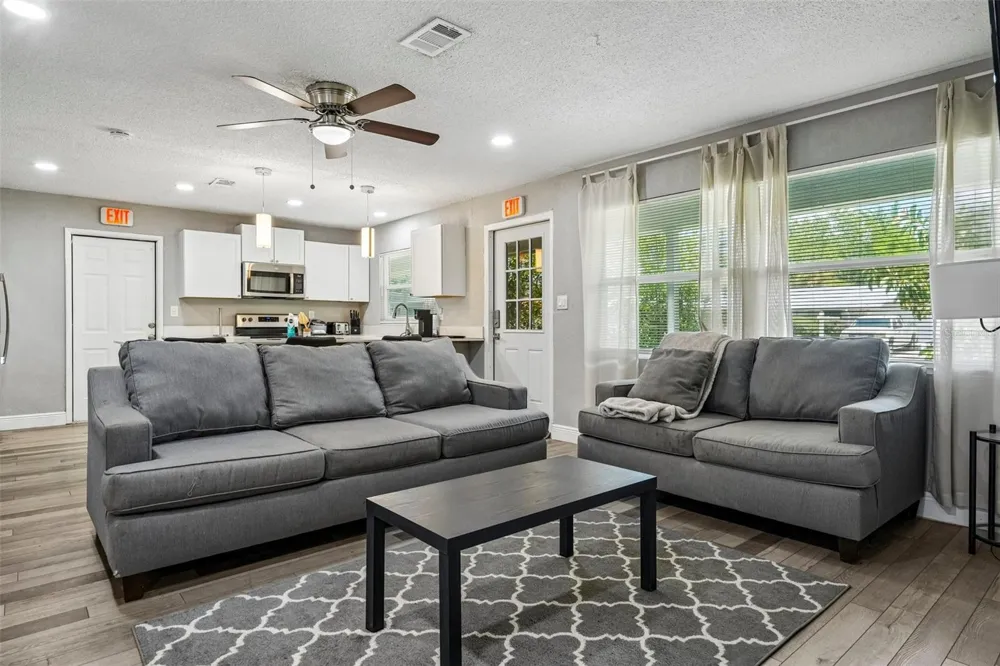 520 FAIRFAX LANE Apollo Beach, FL 33572