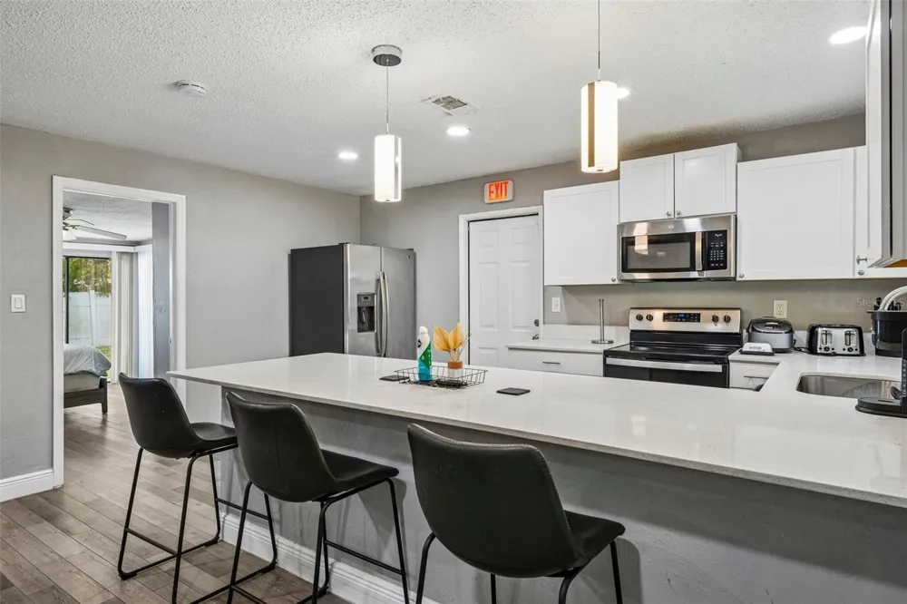 520 FAIRFAX LANE Apollo Beach, FL 33572