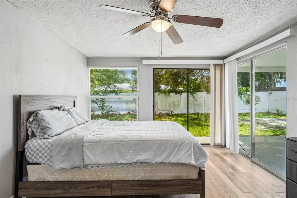 520 FAIRFAX LANE Apollo Beach, FL 33572