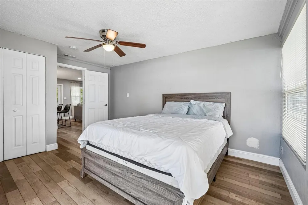 520 FAIRFAX LANE Apollo Beach, FL 33572