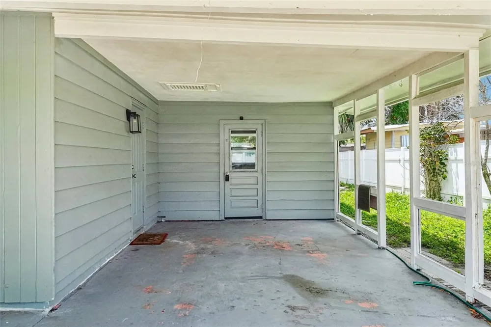520 FAIRFAX LANE Apollo Beach, FL 33572