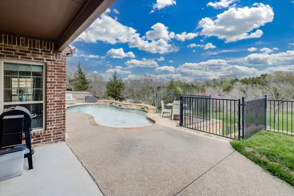 303 Fountain Creek Court Ovilla, TX 75154