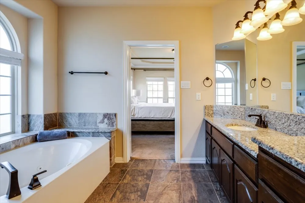 303 Fountain Creek Court Ovilla, TX 75154