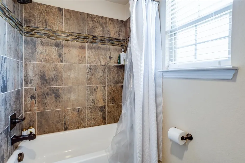 303 Fountain Creek Court Ovilla, TX 75154