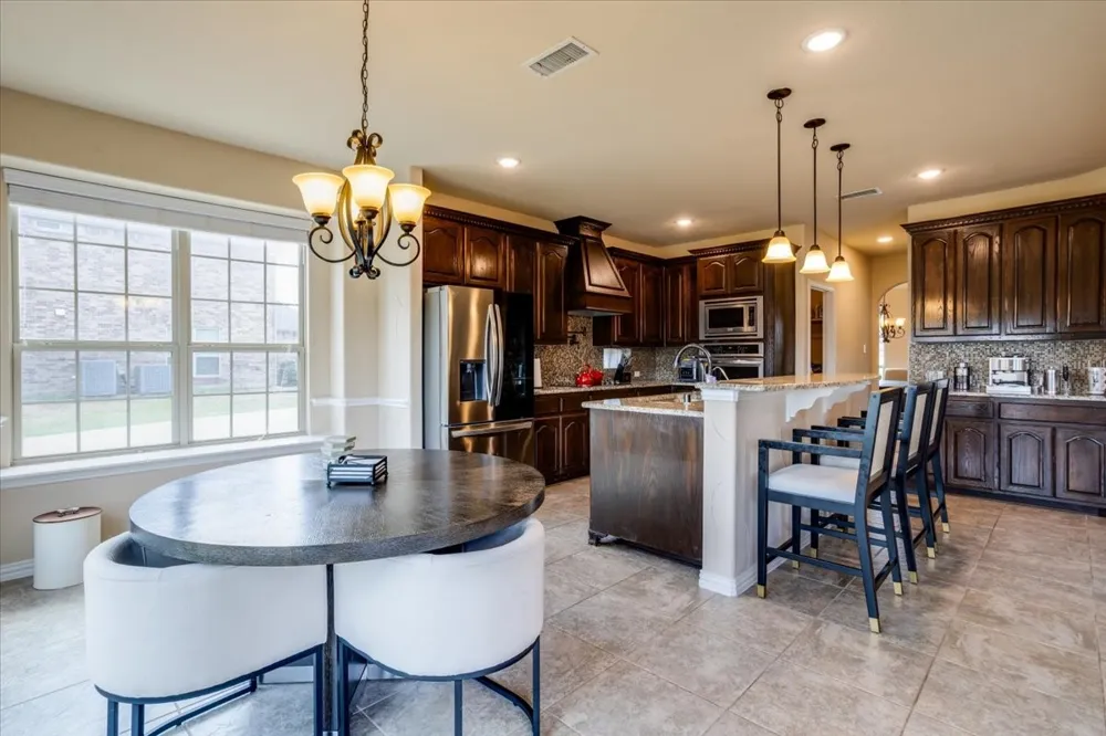 303 Fountain Creek Court Ovilla, TX 75154