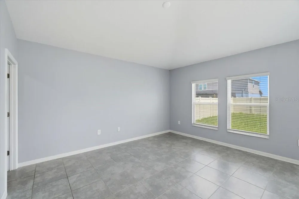 1033 HOLDEN WAY Eagle Lake, FL 33839