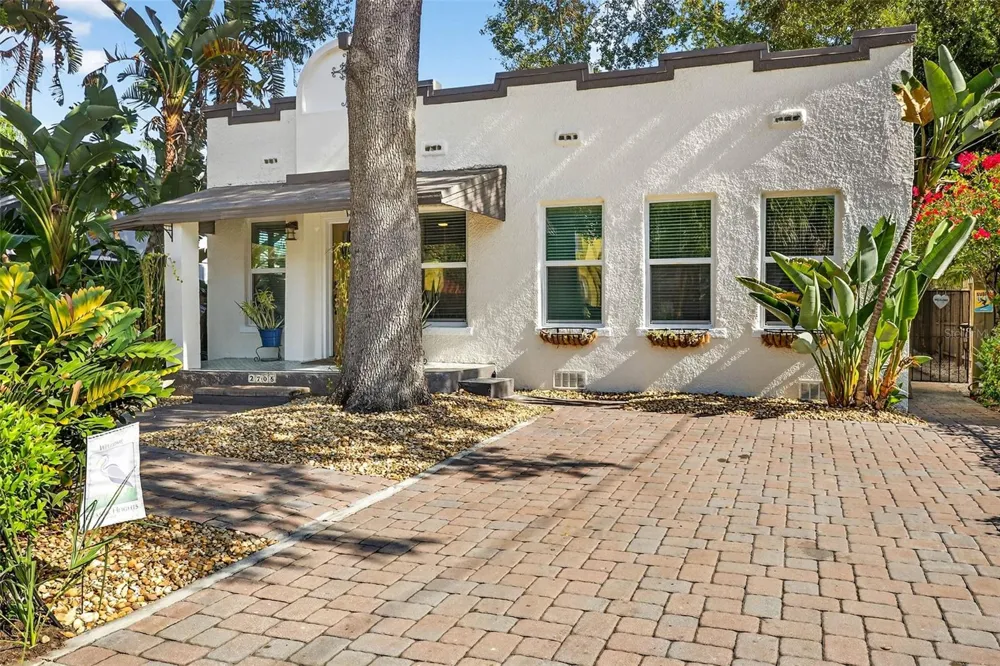 2705 POPLAR AVENUE Tampa, FL 33602