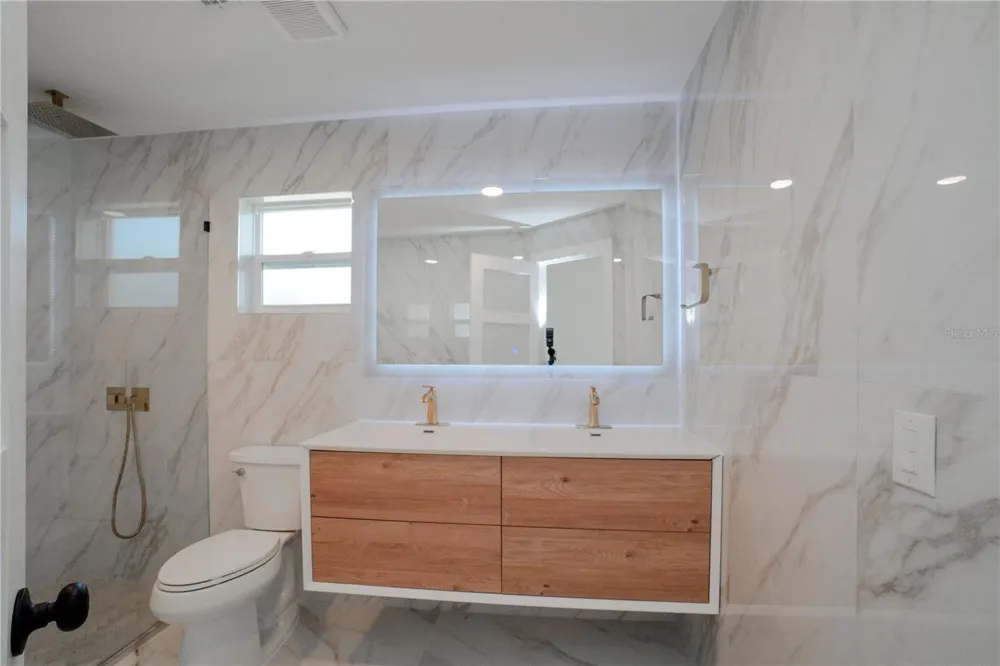1461 ROYAL ROAD Venice, FL 34293