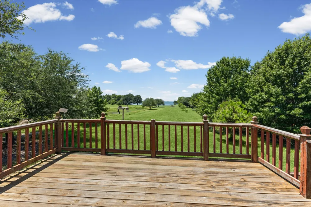 1109 SE County Road 3300 Kerens, TX 75144
