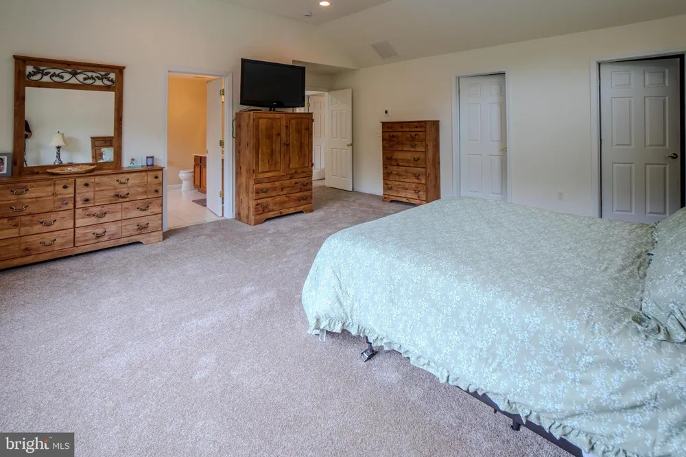 46 BECKERS CORNER West Creek, NJ 08092
