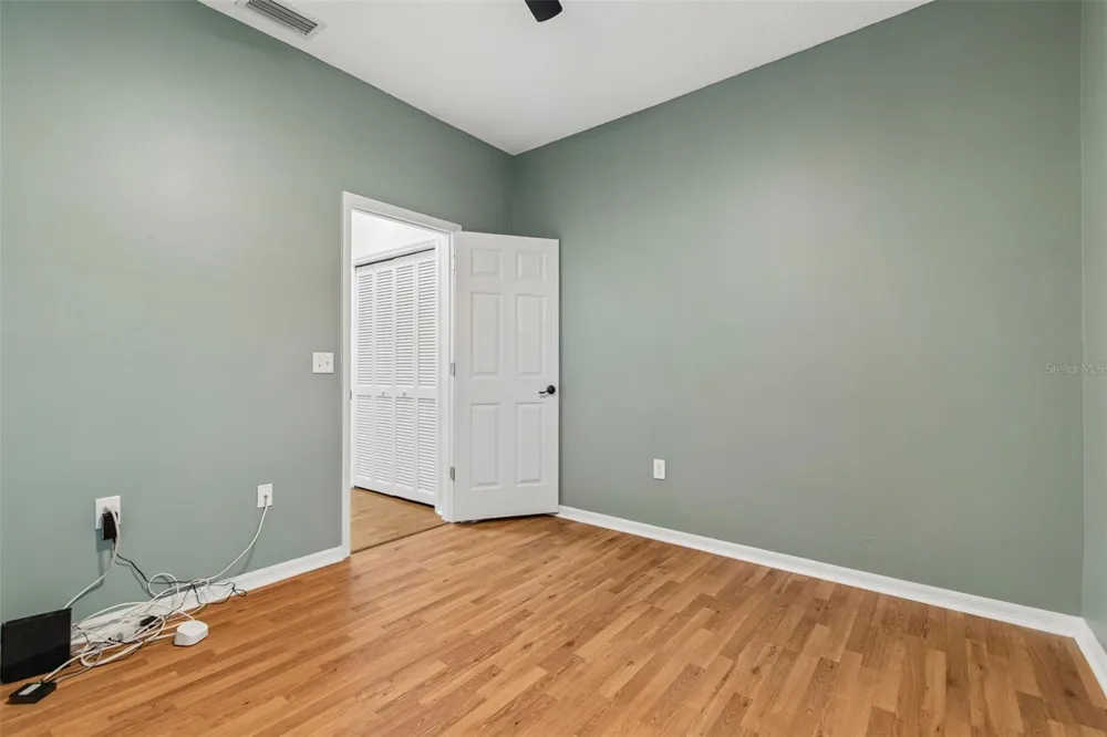 5306 WATERLEAF COURT Valrico, FL 33596