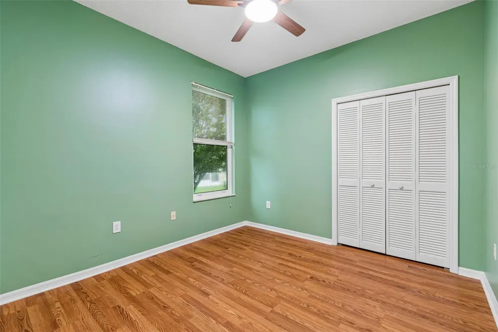 5306 WATERLEAF COURT Valrico, FL 33596