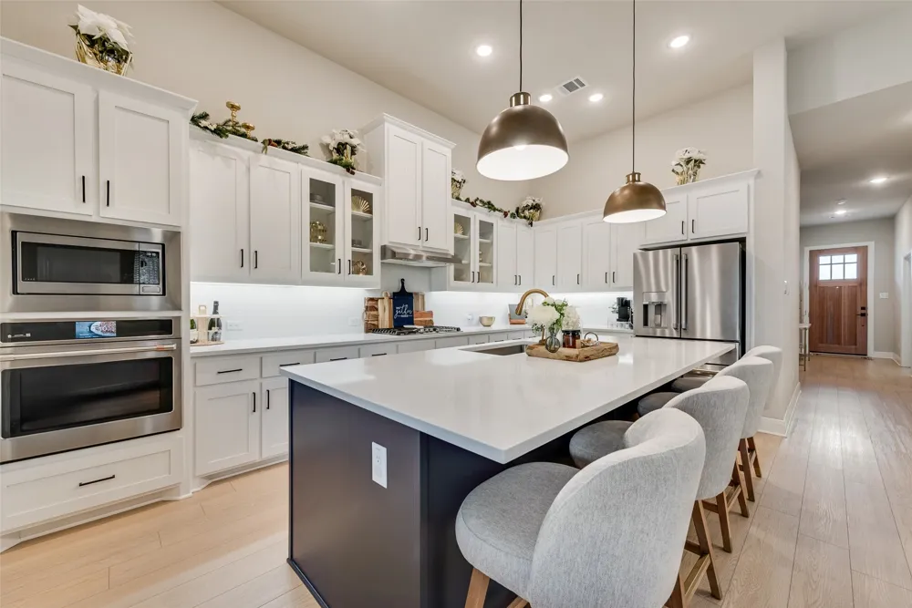 1028 Almond Blossom Circle Crowley, TX 76036