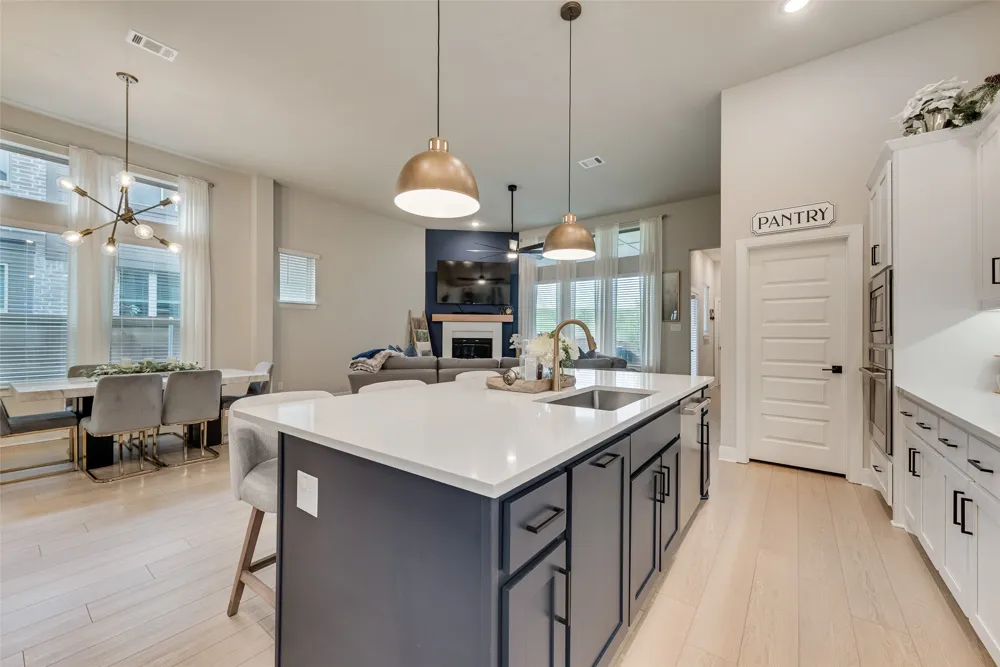 1028 Almond Blossom Circle Crowley, TX 76036
