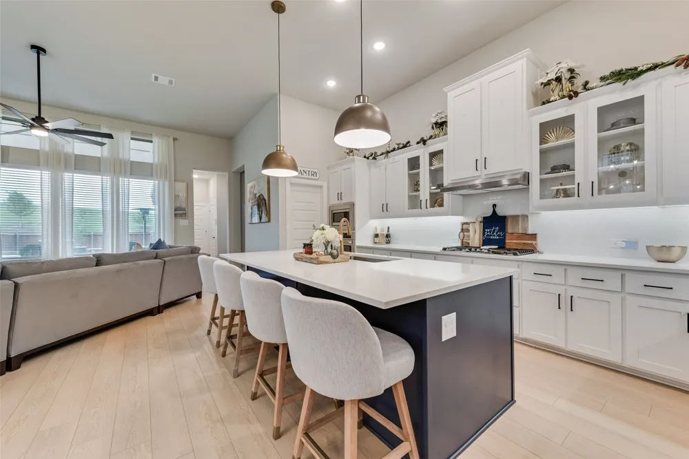 1028 Almond Blossom Circle Crowley, TX 76036