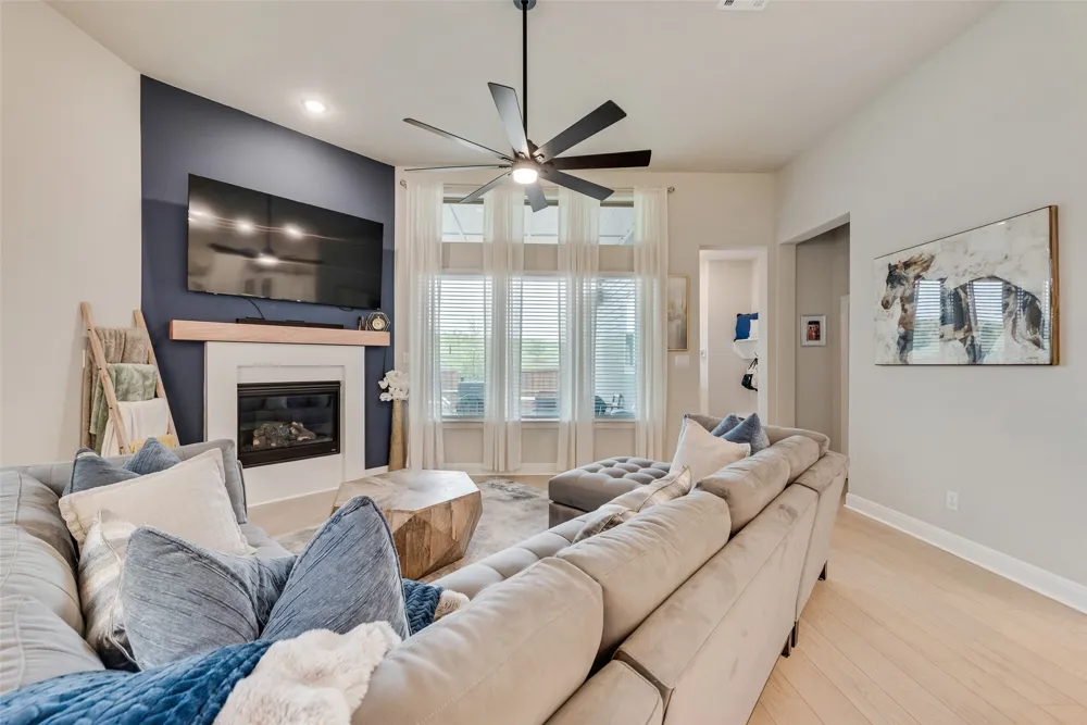 1028 Almond Blossom Circle Crowley, TX 76036