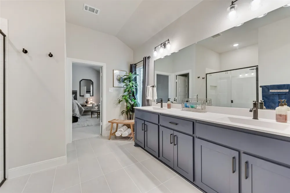 1028 Almond Blossom Circle Crowley, TX 76036