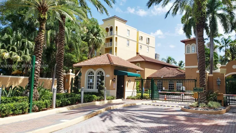 19801 E Country Club Dr #4307 Aventura, FL 33180