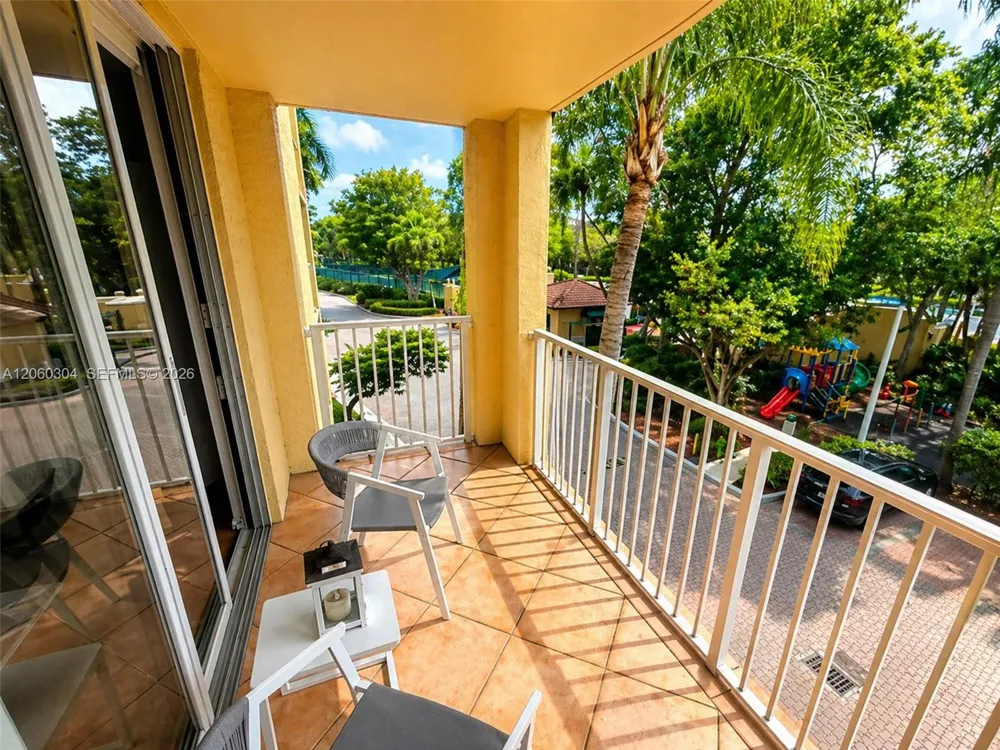 19801 E Country Club Dr #4307 Aventura, FL 33180
