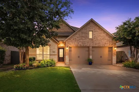 361 Lacey Oak Loop