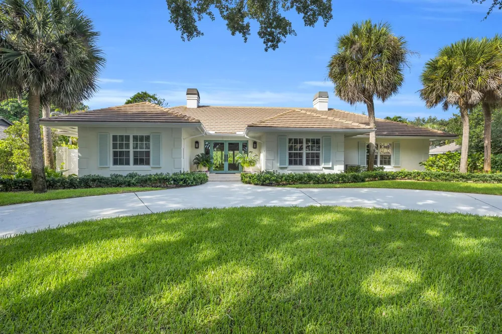 10410 SE Banyan Way Tequesta, FL 33469