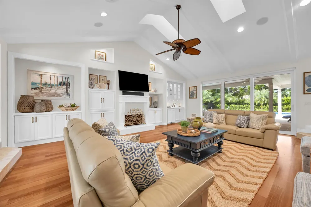 10410 SE Banyan Way Tequesta, FL 33469