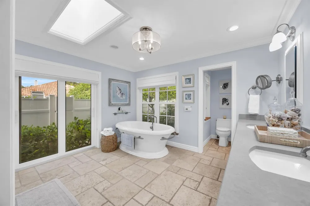 10410 SE Banyan Way Tequesta, FL 33469