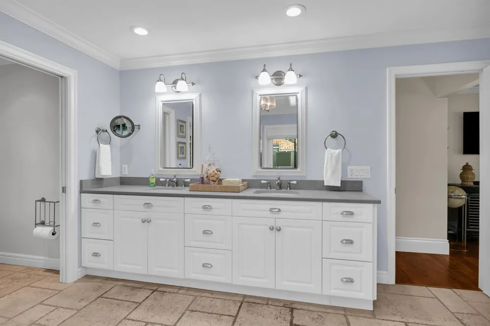 10410 SE Banyan Way Tequesta, FL 33469