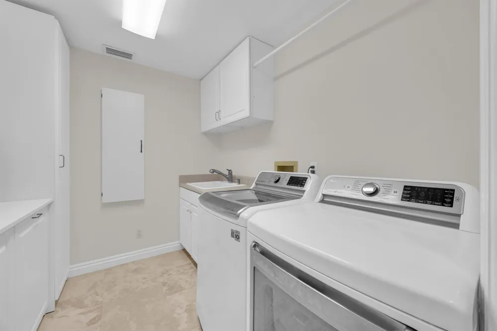 10410 SE Banyan Way Tequesta, FL 33469