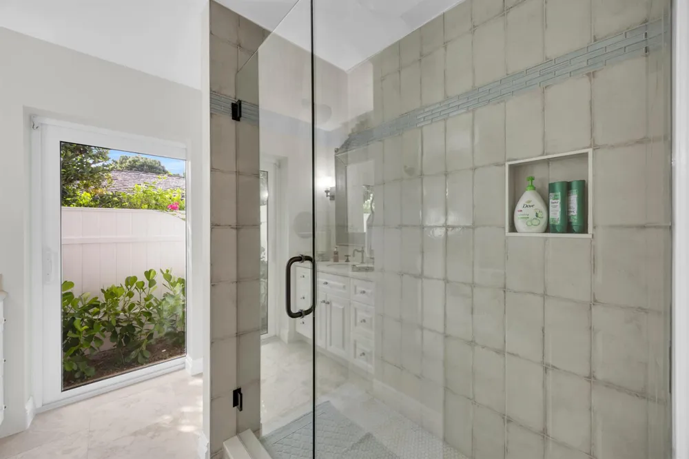 10410 SE Banyan Way Tequesta, FL 33469