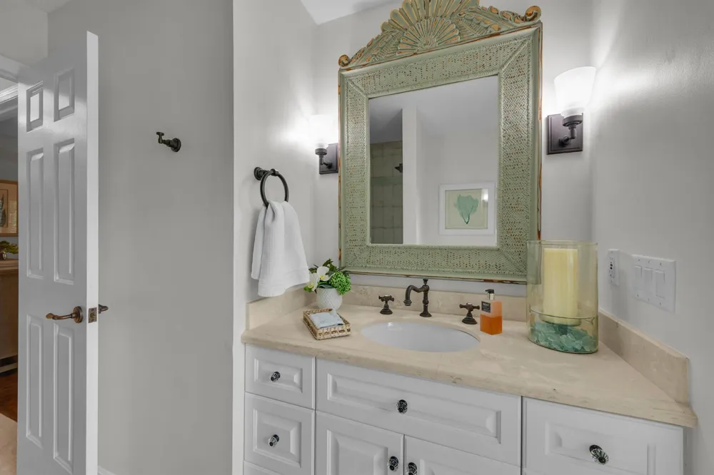 10410 SE Banyan Way Tequesta, FL 33469
