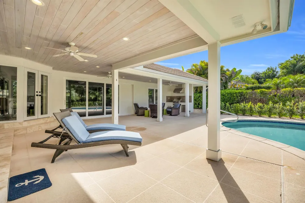 10410 SE Banyan Way Tequesta, FL 33469