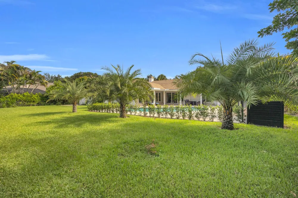 10410 SE Banyan Way Tequesta, FL 33469