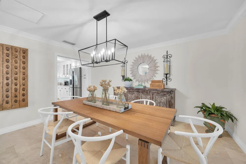 10410 SE Banyan Way Tequesta, FL 33469