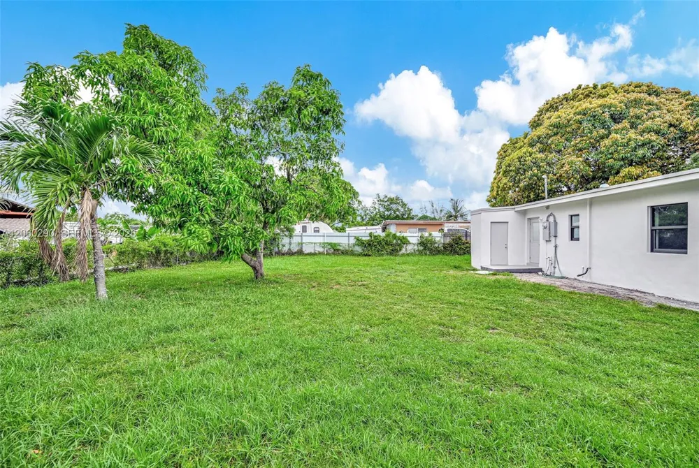 16410 NW 22nd Ct Miami Gardens, FL 33054