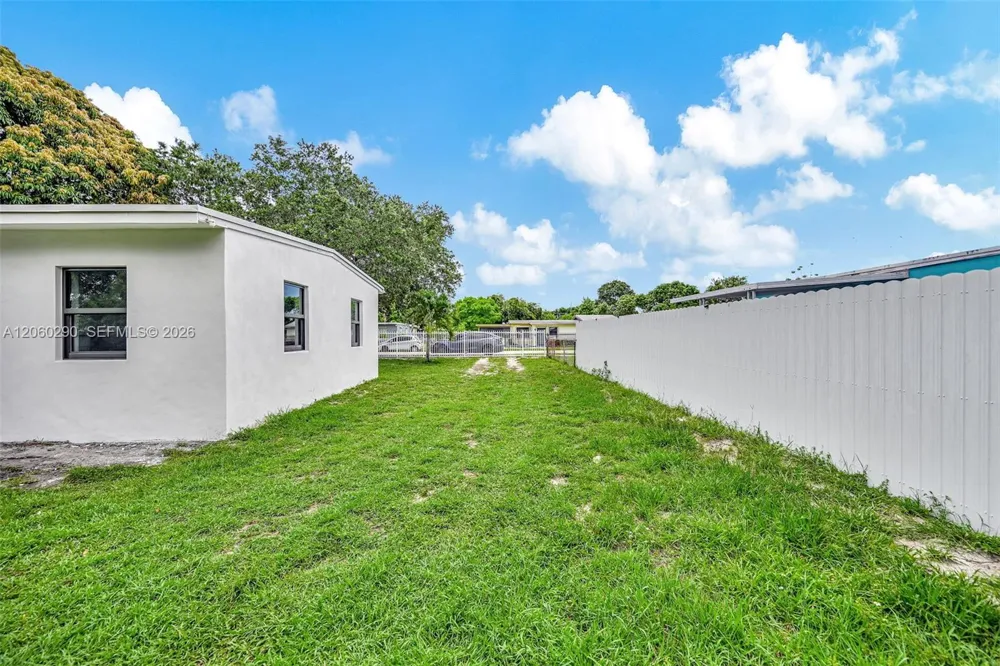 16410 NW 22nd Ct Miami Gardens, FL 33054