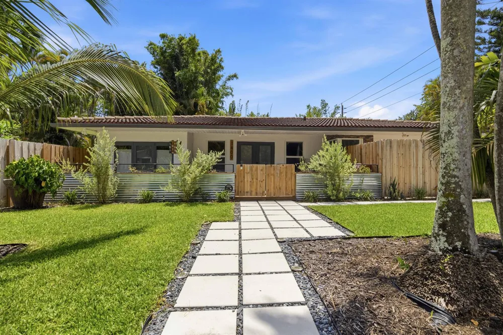 1400 NE 17th Avenue Fort Lauderdale, FL 33304