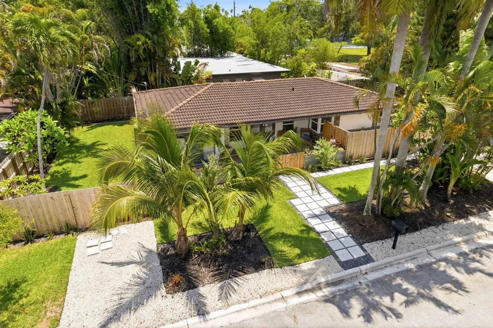 1400 NE 17th Avenue Fort Lauderdale, FL 33304