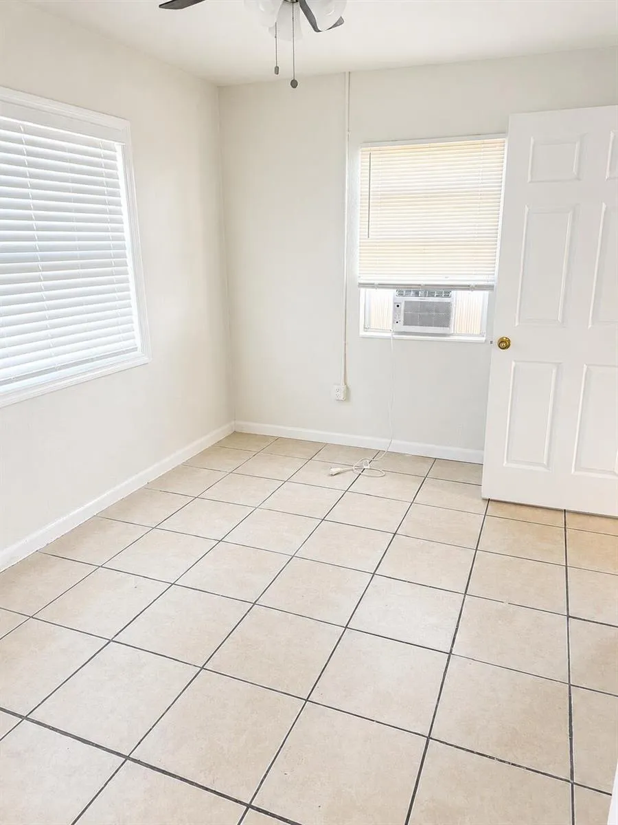 518 6th Street Fort Pierce, FL 34950