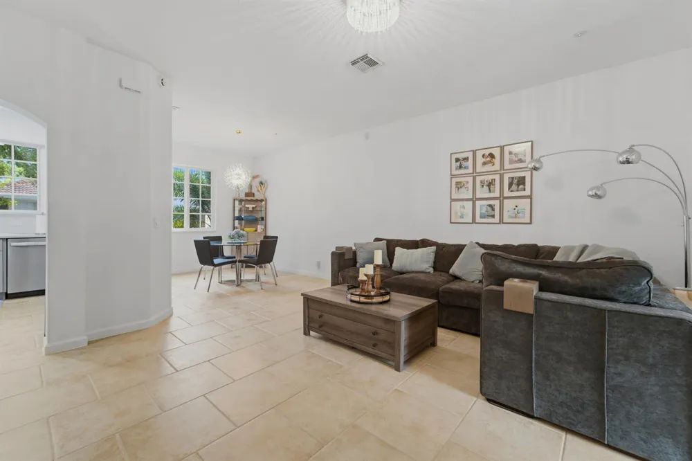 4542 Danson Way Delray Beach, FL 33445