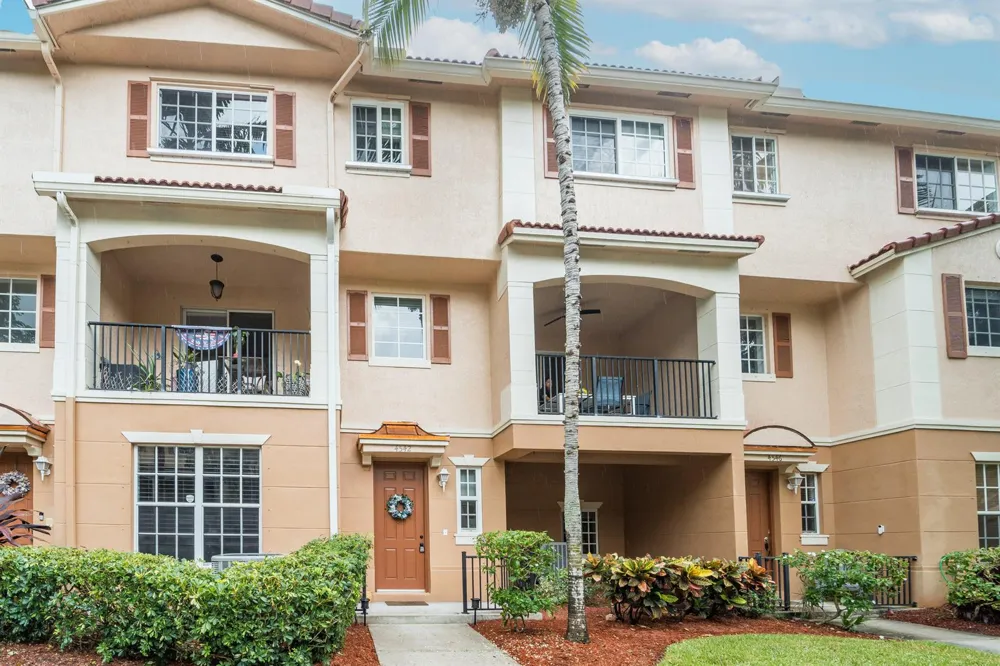4542 Danson Way Delray Beach, FL 33445