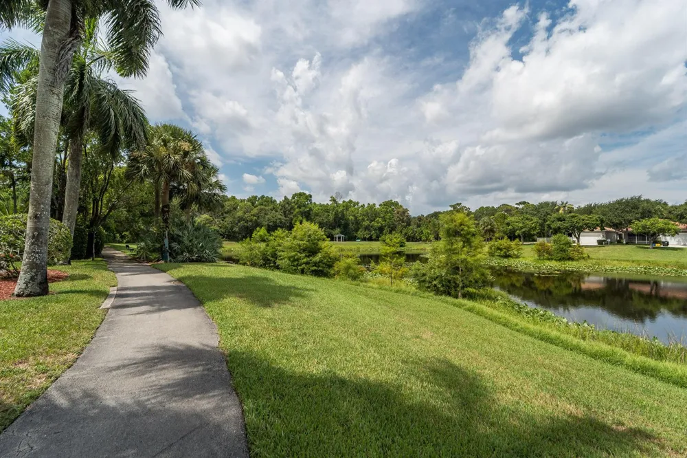 4542 Danson Way Delray Beach, FL 33445